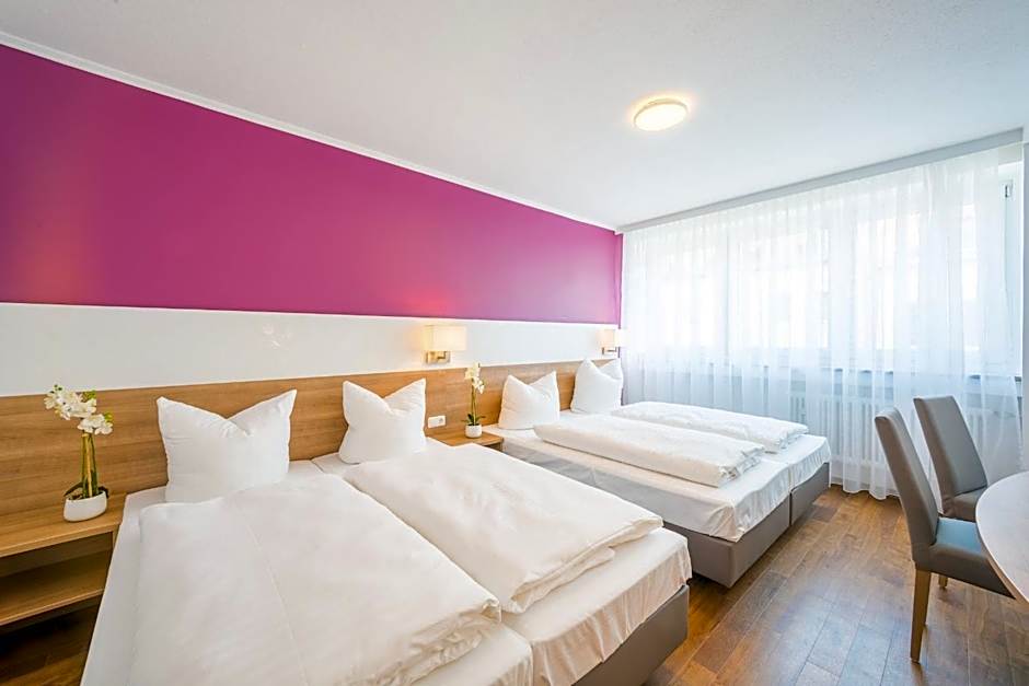Hotel S16