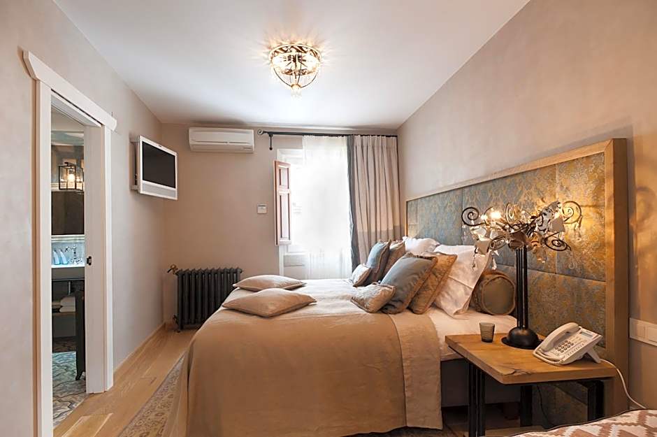 Boutique Hotel Casa Granados