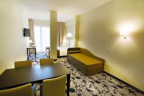Superior Double Room (1 Adult)