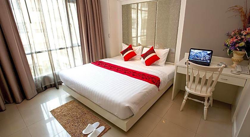 Hope Land Hotel  Sukhumvit 46/1