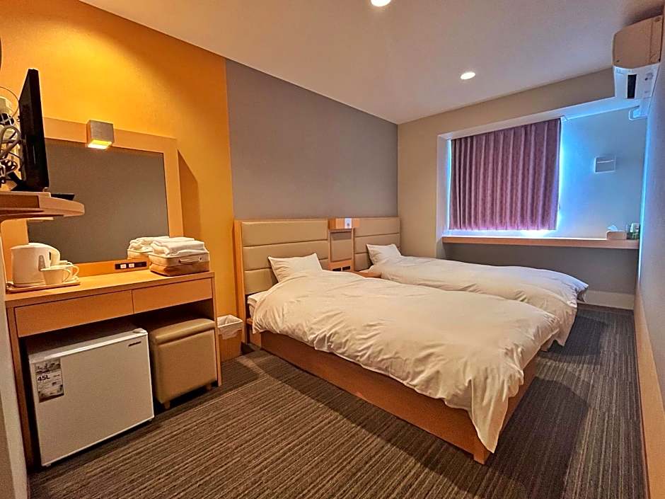 Kansai Seaside Hotel