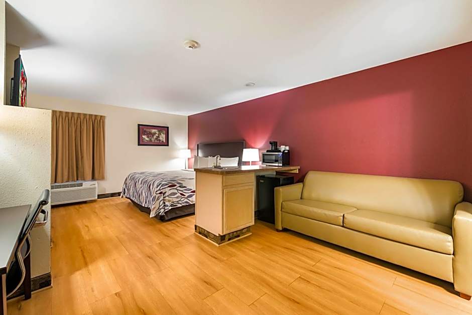 Red Roof Inn & Suites Monee