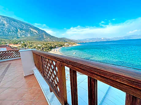 Nereides Seaside Apartments