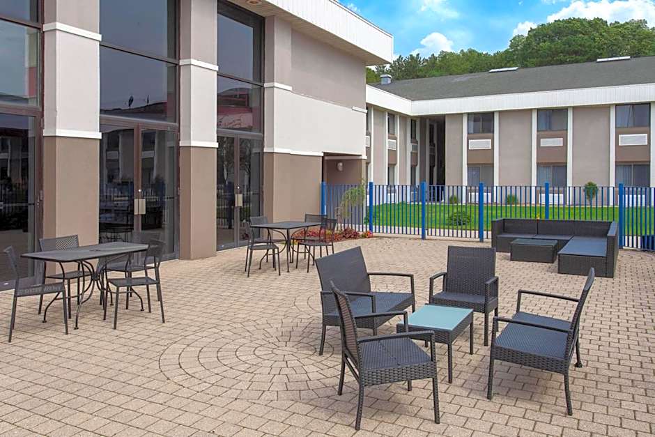 Baymont by Wyndham Grand Haven