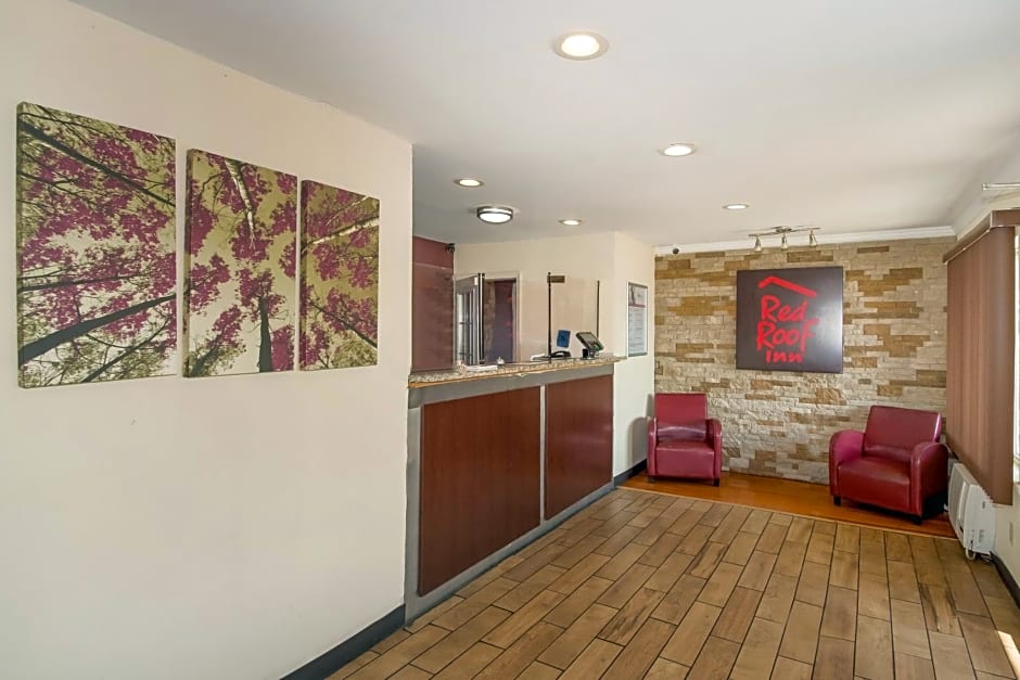 Red Roof Inn Santee