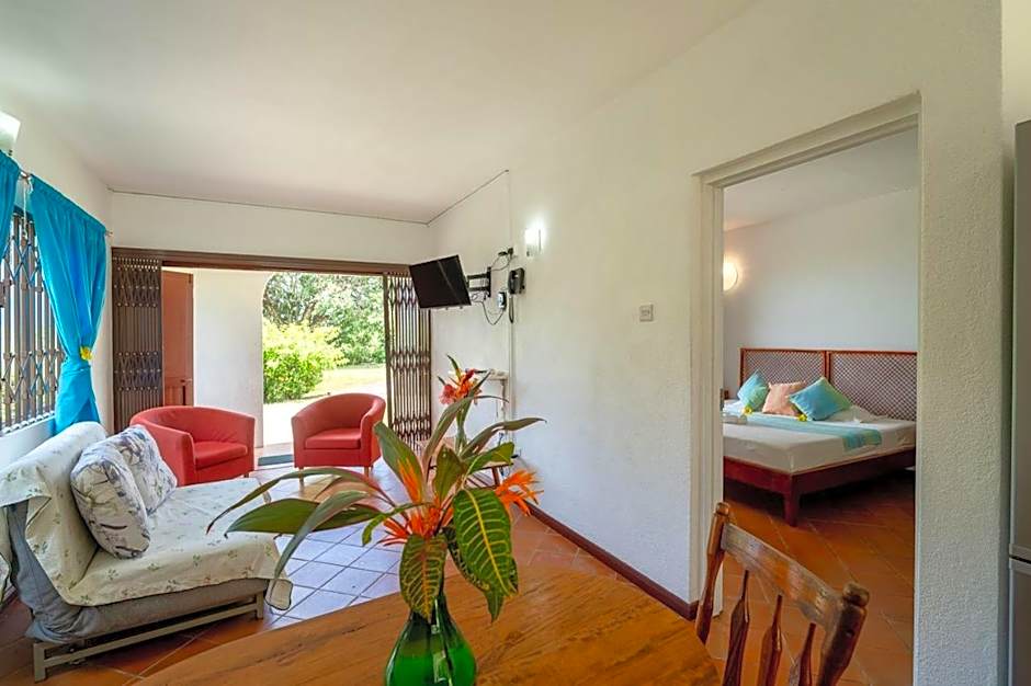 La Residence Villas & Studios