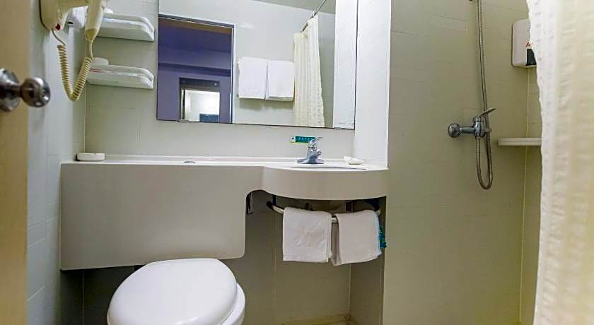 Jinjiang Inn Shanghai Baoshan Youyi Road Branch