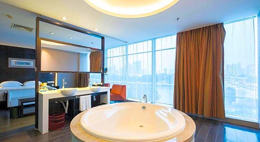 Guangdong Nanmei Osotto Hotel