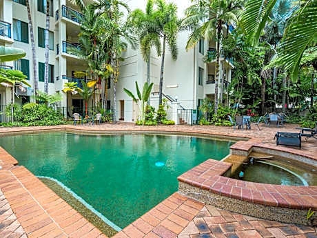 Cairns City Family Apartment - Wifi -Netflix - Pool