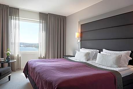 Superior Double Room with Sea View