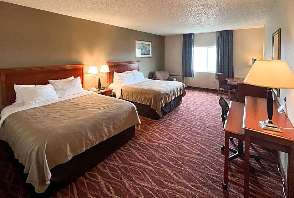 Quality Inn & Suites Grants - I-40