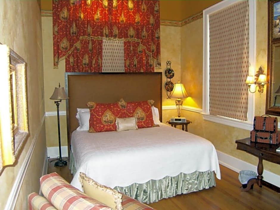 The Firehouse Inn