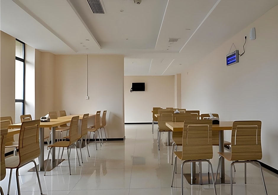 City Comfort Inn Huanggang Qichun Exhibition Center