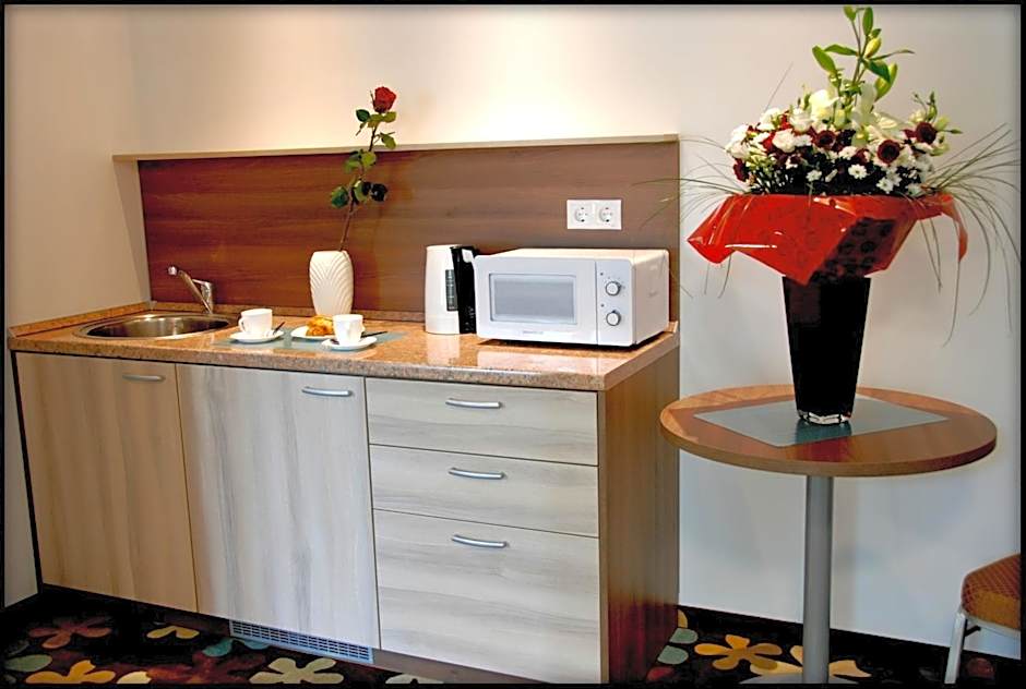 Algiro Hotel