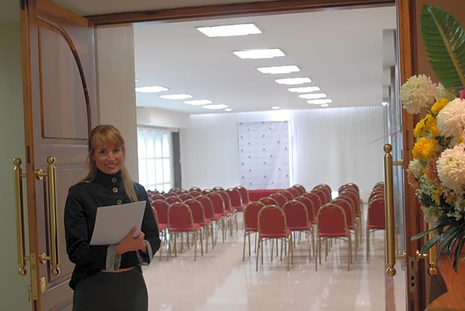 San Martin Hotel and Spa