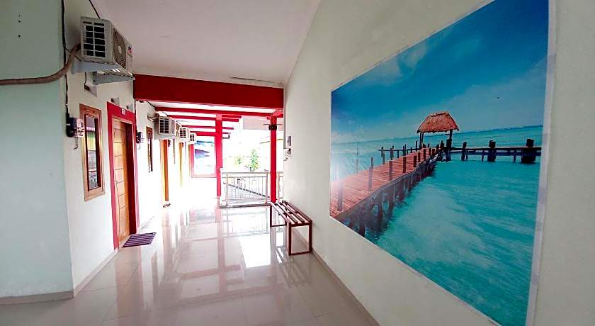 Harmony House Syariah near Alun Alun Pati Mitra RedDoorz