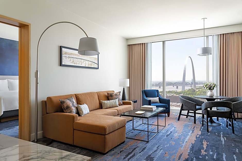 Four Seasons Hotel St Louis
