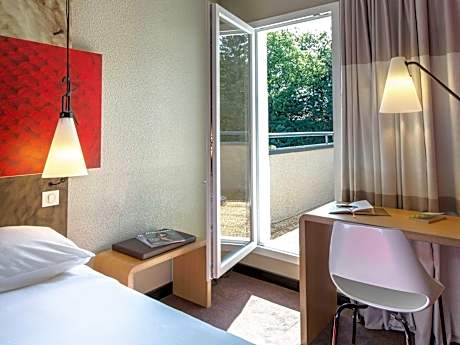 Standard Double Room with Terrace