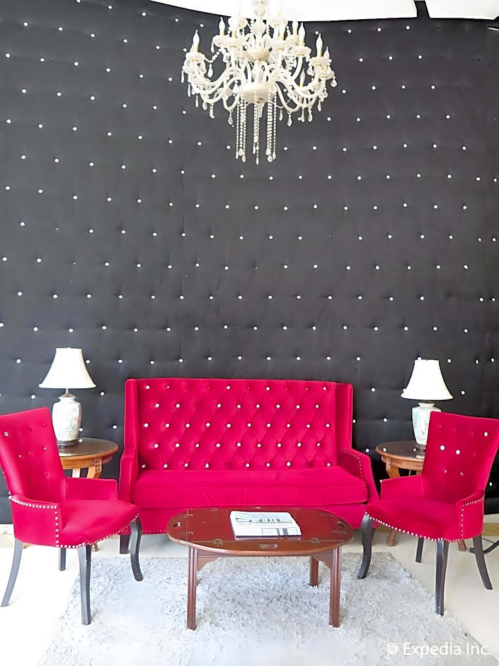 Dreamwave Hotel Lemery