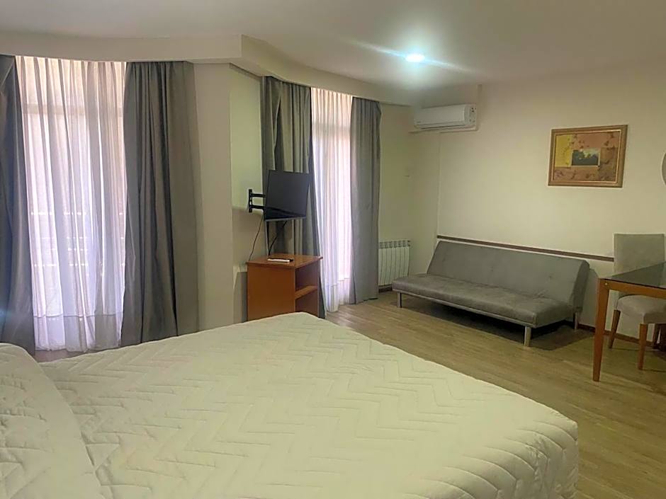 Howard Johnson Hotel Rosario