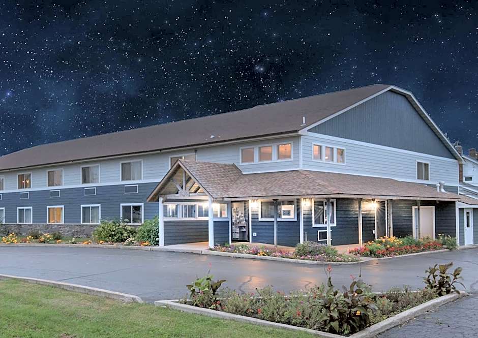 Northwoods Inn and Suites