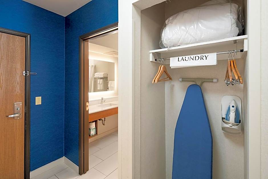 Holiday Inn Express Hotel & Suites Coeur DAlene I-90 Exit 11 By IHG