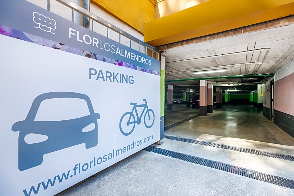 FLOR Los Almendros Apartamentos