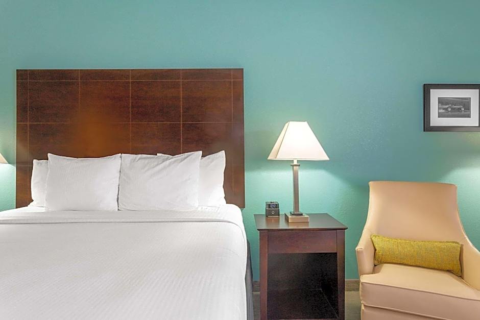 La Quinta Inn & Suites by Wyndham Sebring