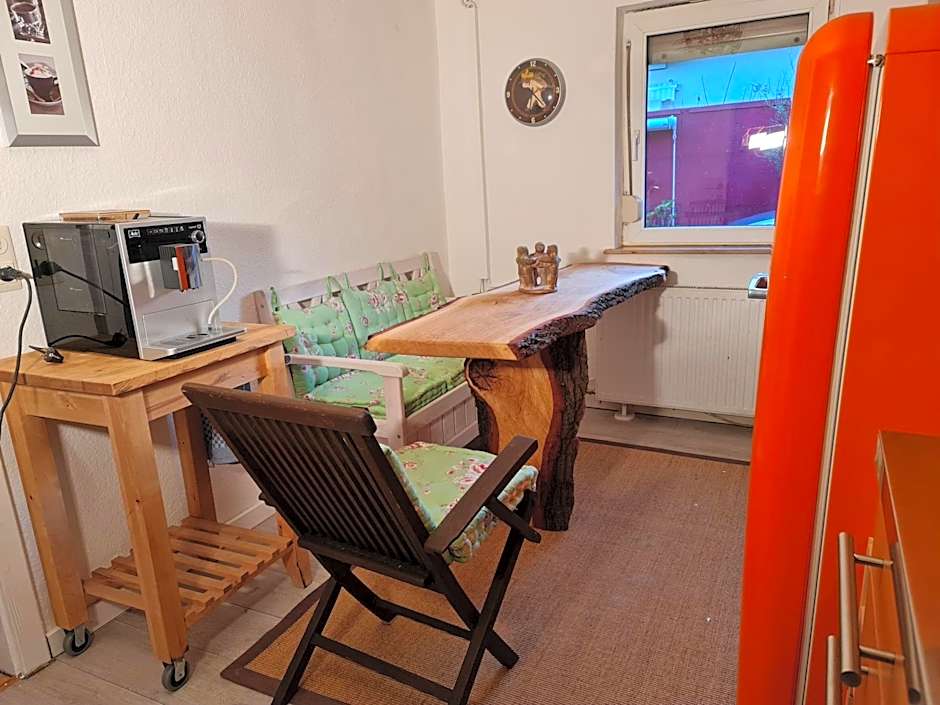 Schönste Lage am Rhein in unmittelbarer Stadtnähe, B & B