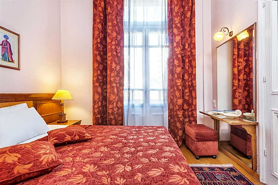 Minerva Premier Hotel