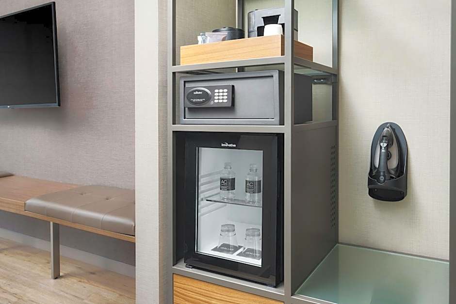 AC Hotel by Marriott Dayton