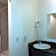 Cedar Inn & Suites