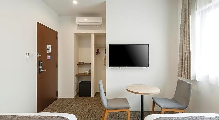 Hotel M's Est Sanjo Wakoku