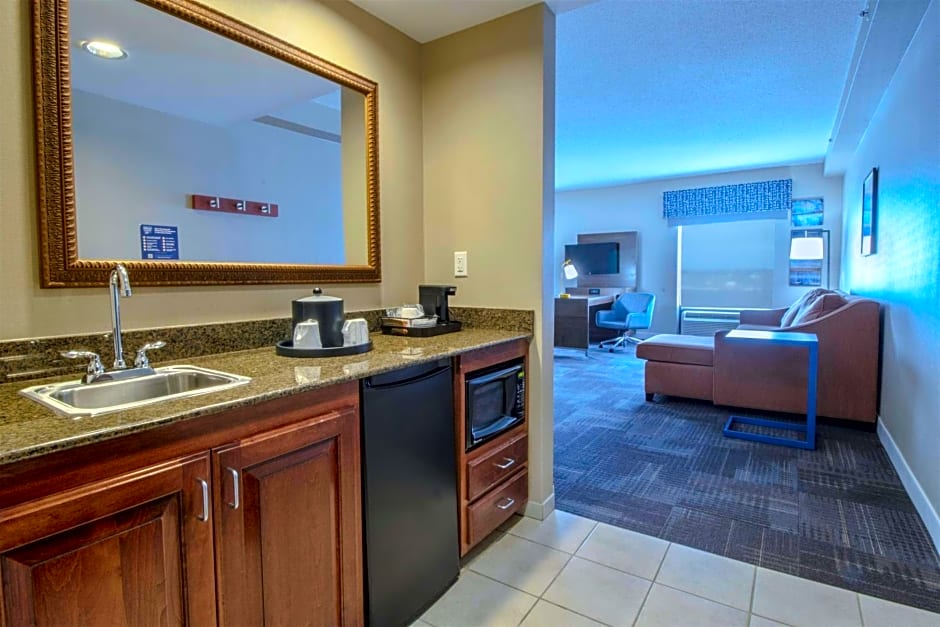 Hampton Inn By Hilton And Suites Chesapeake-Battlefield Blvd