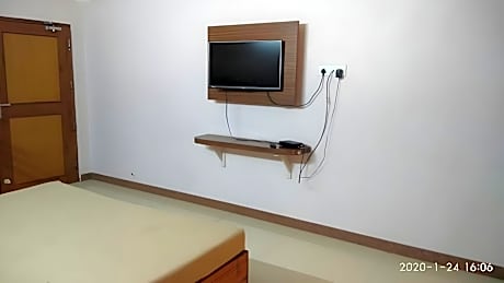 i-ROOMZ Hotel Ratna Sangam Residency