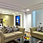 Victoria Crown Plaza Hotel