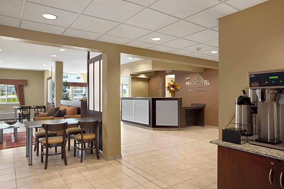 Microtel Inn & Suites By Wyndham Carrollton