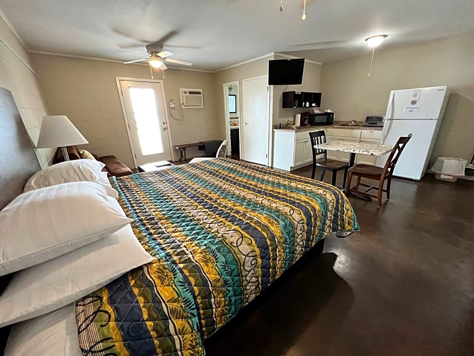 Painted Sky Inn