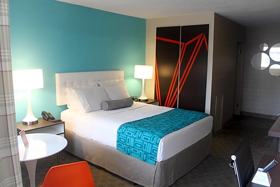 Howard Johnson by Wyndham Kingston