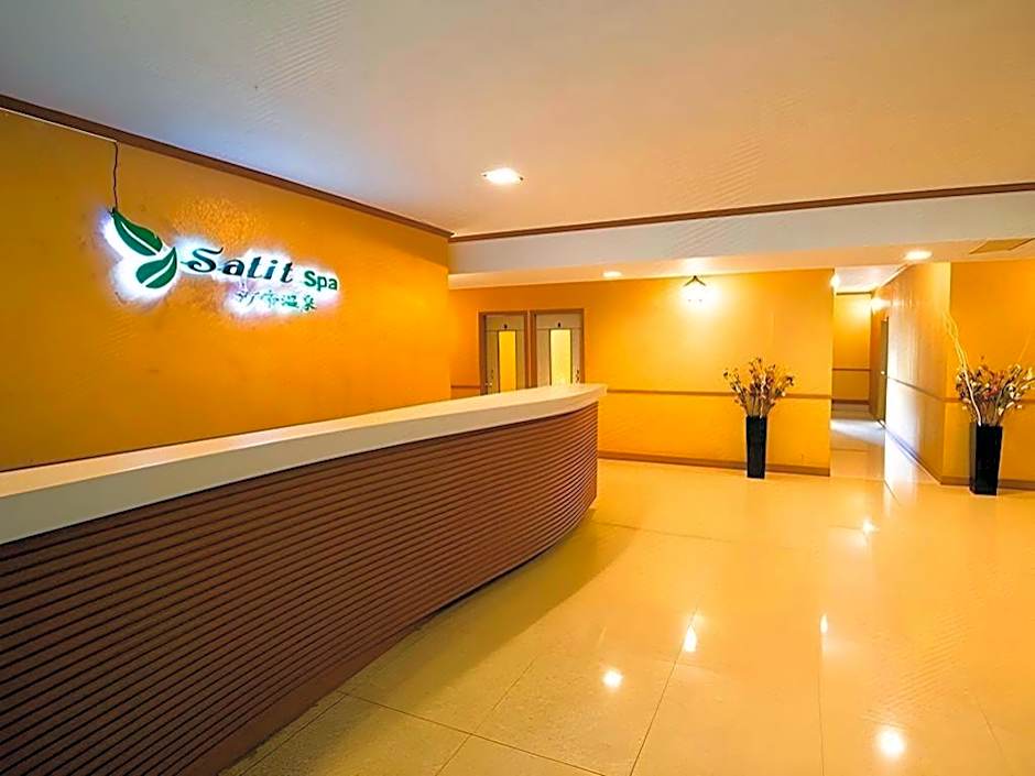 Satit Grand View Hotel