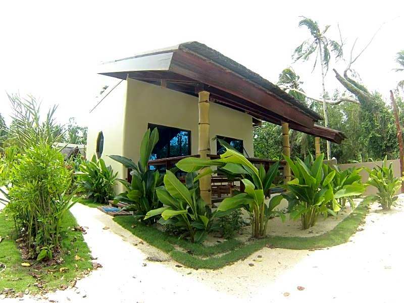 Sunset Bay Beach Villas
