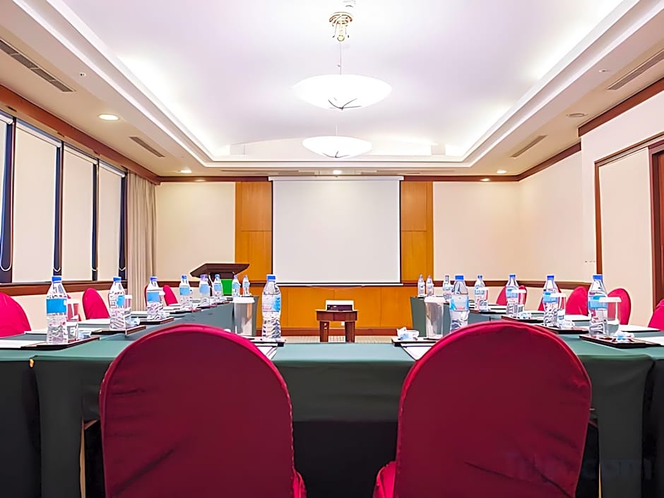 HiONE Holiday Hotel Taipei