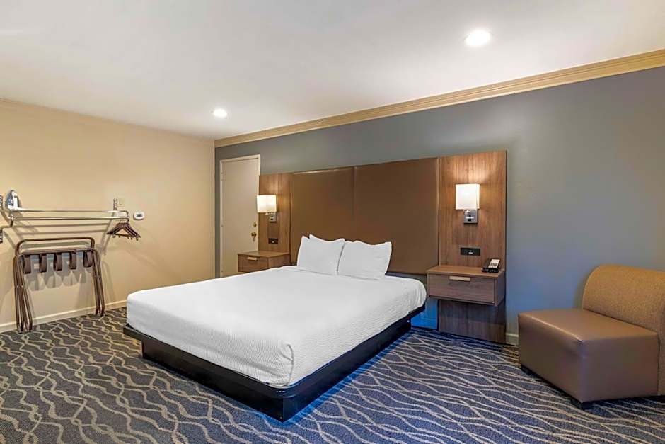 Best Western Plus Hill House