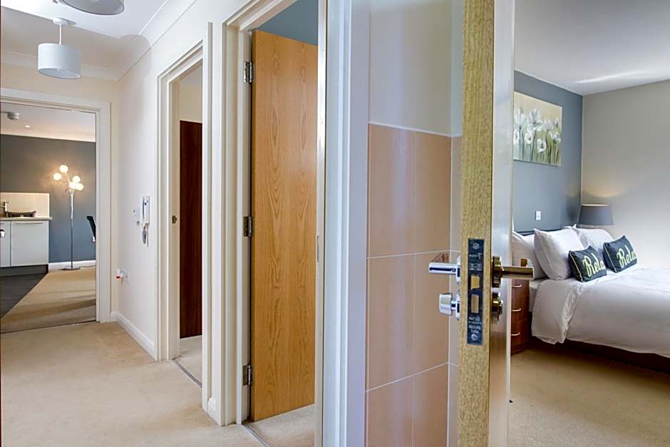 Mica Point City Centre Apartment