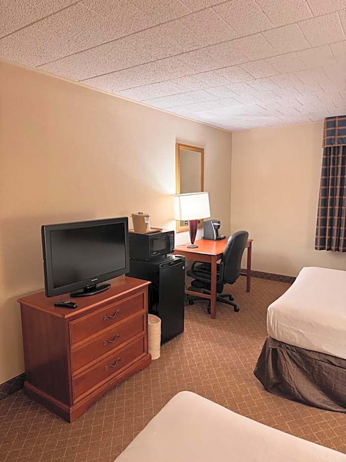Clarion Inn Frederick Event Center – Frederick, MD
