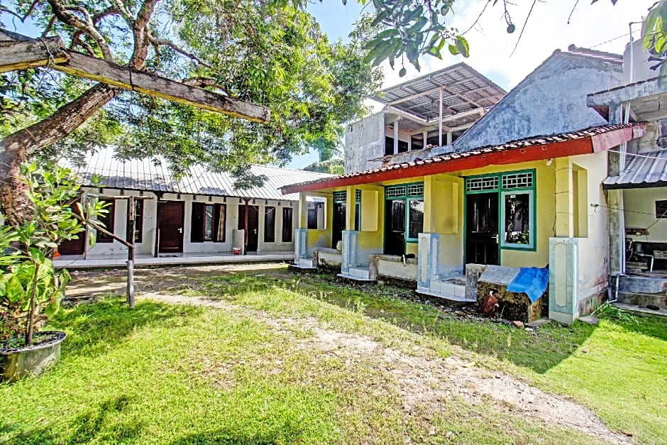 OYO Life 92853 Kost 999