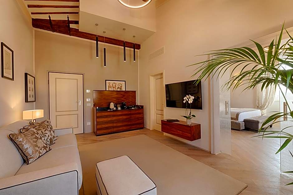 Donati Luxury Tower Suites