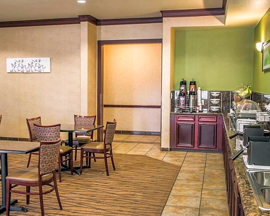 Sleep Inn & Suites at Six Flags