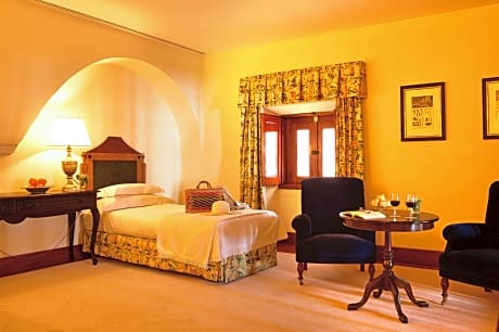 Double or twin superior