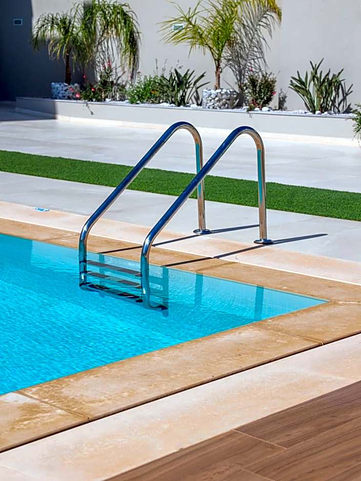 Filia Luxury Suites